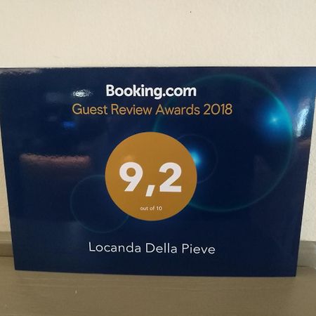 Locanda Della Pieve Tizzano Val Parma Eksteriør billede