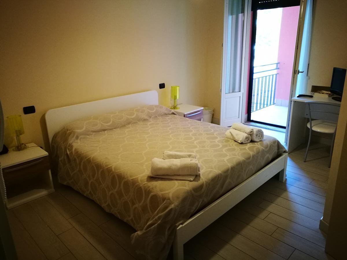 Locanda Della Pieve Tizzano Val Parma Eksteriør billede
