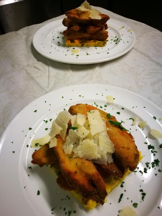Locanda Della Pieve Tizzano Val Parma Eksteriør billede