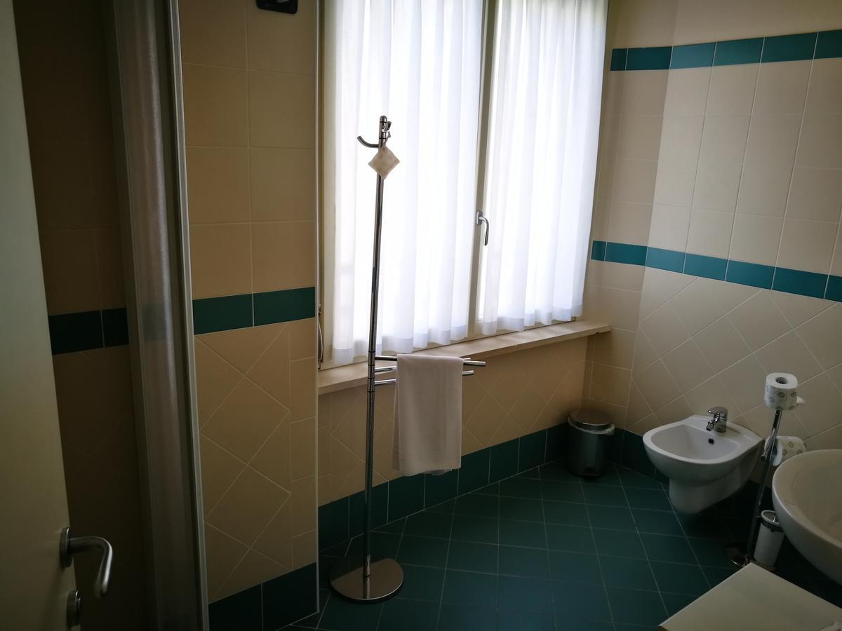 Locanda Della Pieve Tizzano Val Parma Eksteriør billede