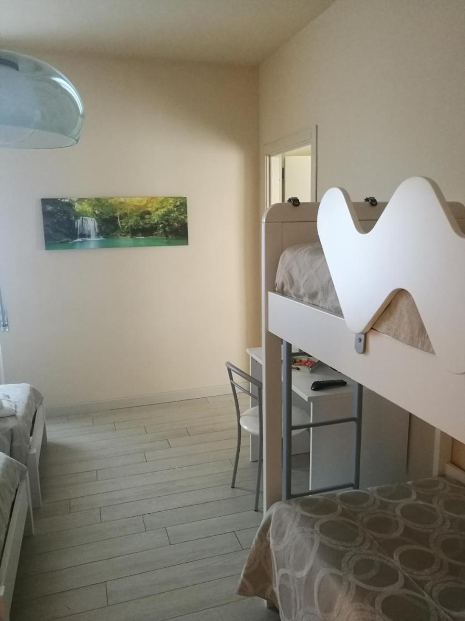 Locanda Della Pieve Tizzano Val Parma Eksteriør billede